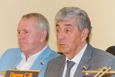 Депутаты снизили налоги 